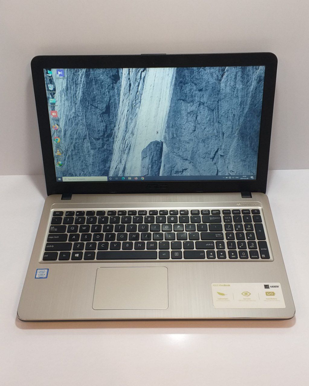 لپ تاپ استوک در حد نو ASUS X540U